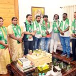 Jharkhand Elections: Former BJP leaders Lois Marandi and Kunal Sarangi join CM Hemant Soren’s JMM, citing disillusionment.