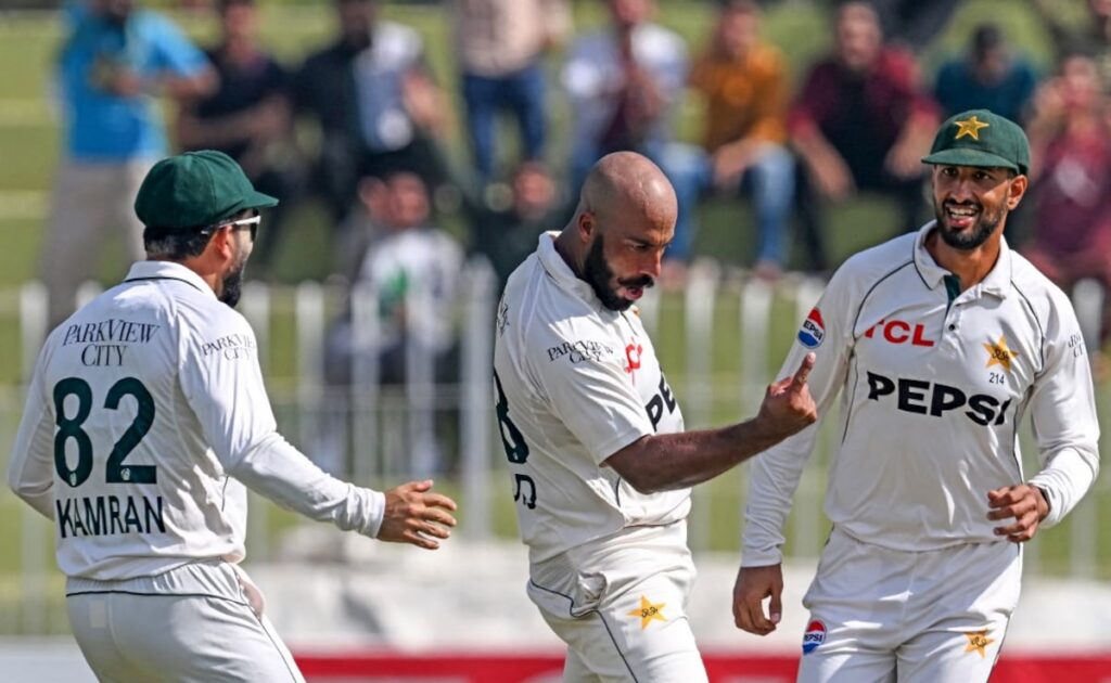 Pakistan clinches the series by defeating England by 9 wickets on Day 3 of the 3rd Test, thanks to standout spinners.